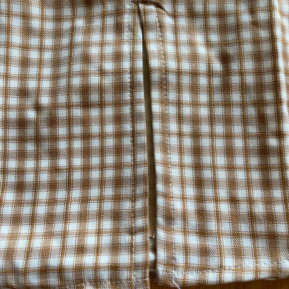 NWOT Womens shirt size medium plaid with slit - Picture 3 of 3
